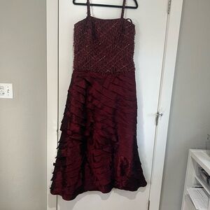 Elegant Burgundy Maxi Gown